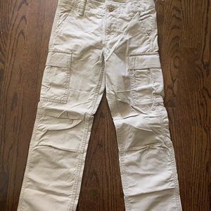 Brand new BOYS GAP CARGO PANTS. Color: TAN. Size: 7. Adjustable waist. NWT!